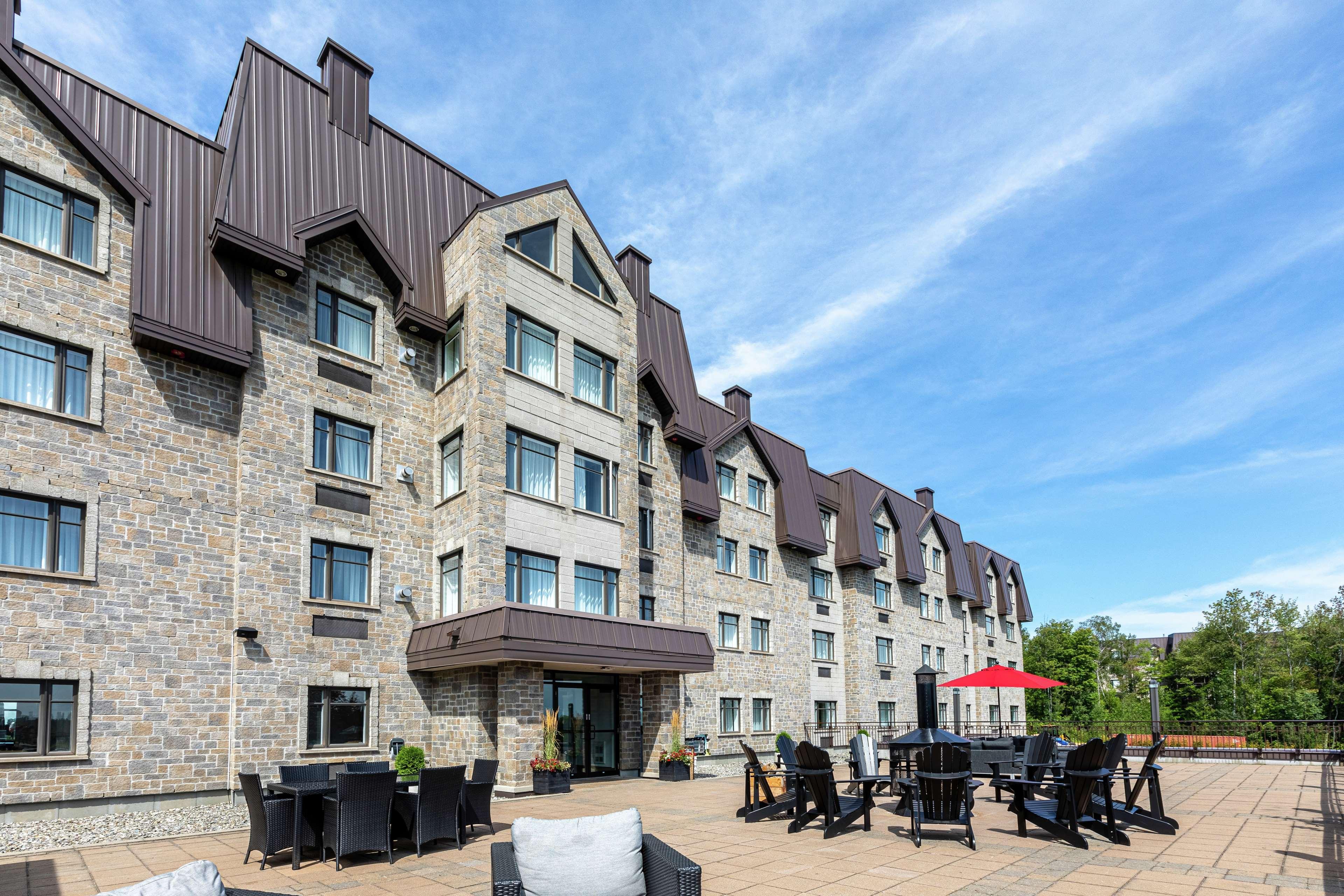 Doubletree By Hilton Quebec Resort Exterior photo