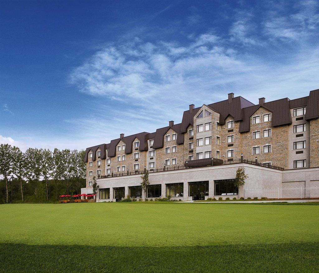 Doubletree By Hilton Quebec Resort Exterior photo