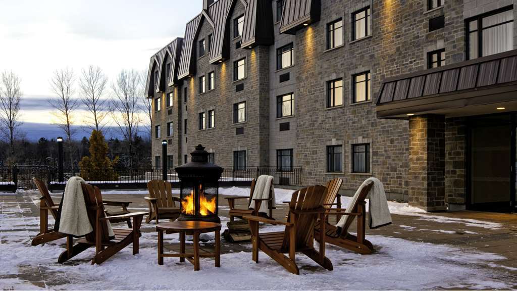 Doubletree By Hilton Quebec Resort Exterior photo